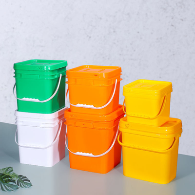 kopen Milieuvriendelijke 3,5L 5L 6L 10L 20L vierkante plastic emmers met handvat voor gereedschapsopslag online vervaardiging