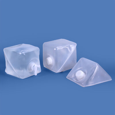 kopen Milieuvriendelijke 4L water heldere container zacht opvouwbaar plastic Jerry blik met kraan deksel afdichting deksel online vervaardiging