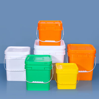 kopen Persoonlijke afdruk Kleurrijke vierkant plastic emmer PP-materiaal voedselkwaliteit emmer voor verfvaten met plastic of metalen handvat online vervaardiging